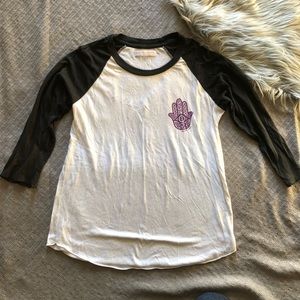 Spiritual gangster raglan, purple hamsa, sz med
